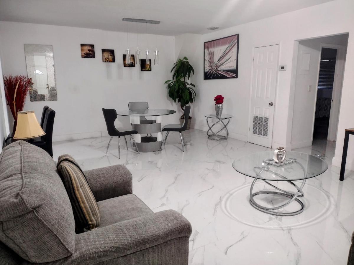 Cheerful 3-Bedroom Home /Ac+ Free Parking North Miami Beach Exterior photo