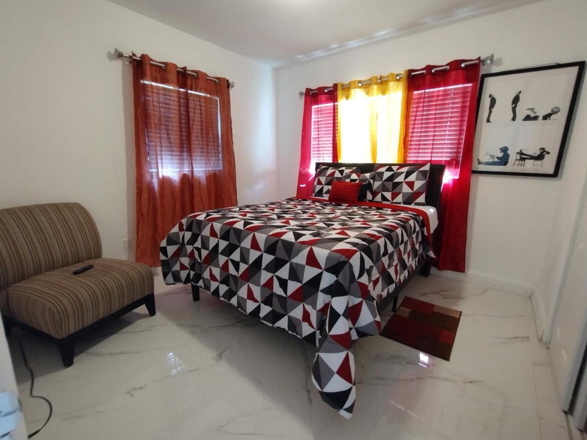 Cheerful 3-Bedroom Home /Ac+ Free Parking North Miami Beach Exterior photo